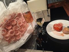 -唐拉雅秀酒店-西锦汇空中BBQ·思创餐厅