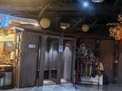 -暴风岛沉浸式体验馆(百联世纪店)