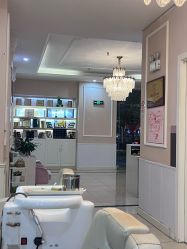 -Bollins波林丝•专研护发中心