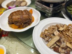 粉蒸肉-刘胖子家常菜·蹄花焖藕(中南店)