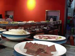 -钱小主·自助回旋烤肉火锅餐厅(东方新天地店)
