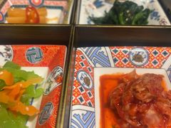 -山川小町·极番烧肉(新地假日广场店)