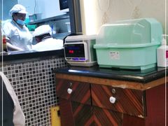 -白玉兰食品甜凤店(合生汇店)