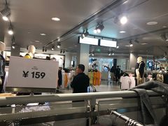 -H&M(天一广场店)