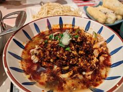 -黄记煌三汁焖锅(新佳丽江汉路店)