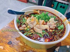 -朱大嘴肥肠血旺(福字街店)