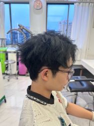 -镁连社·美联社
