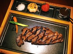 -鹿萤季·营地小馆(皇后公园店)