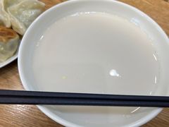 -三好食堂(煎饺·馄饨·肉饼米线·盛世广场店)