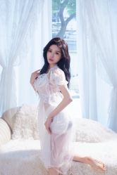 -onlygirl摄影美学馆高端定制(江滩店)