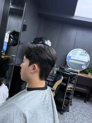 -藤野造型专业烫染接发