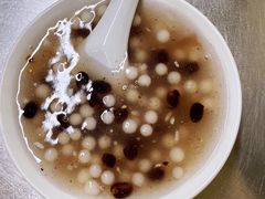 -芳婆糕团店(王府大街店)