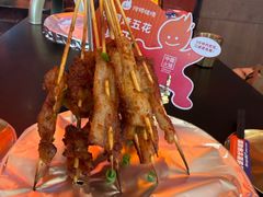 -何师烧烤Pro ·江湖川菜·小龙虾·精酿啤酒(太古里旗舰店)