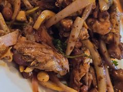 -喝丢一只鞋海鲜烧烤·海肠捞饭(文体街店)
