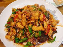 -鲁南仔·滕州炒鸡(经三路店)