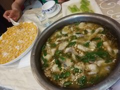 -金良酸菜鱼(宁海路总店)