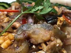 -大富蚝乌东哥饭店·石锅鱼杂·柠檬鸭(革新路店)