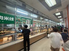 -中央民族大学学生食堂