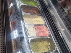 -极拉图·现制冰淇淋(大卫城店)