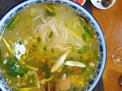 -桥馫源蒙自过桥米线(蒙自店)