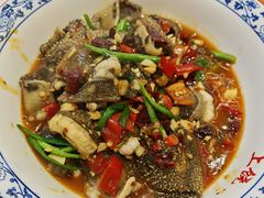-三只鸟本地特色菜馆(上饶总店)