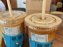 生椰拿铁-瑞幸咖啡(未来国际大厦店)