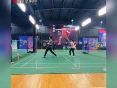 -尤尼克斯羽毛球主题馆