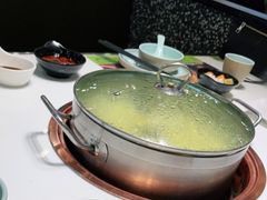 -洪氏嗨捞·猪肚鸡火锅(阳光天地店)