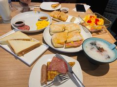 -必胜客(阿罗海店)
