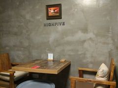 -HIGH FIVE哈福手工汉堡(桂林路店)