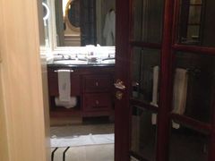 -广州富力丽思卡尔顿酒店