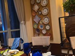 -香格里拉鱼跃地中海西餐厅·牛排披萨