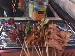 -云晓光头烧烤吧(新大陆广场店)