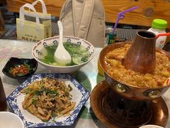 -蜗牛小馆醉乡民谣云南菜(惠新西里店)