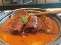 酸腌菜红豆炖黑皮子-半山腰·云南菜(侨福芳草地店)
