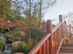 -七彩云南古滇温泉山庄