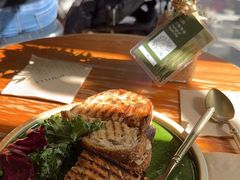 -O'mills Sourdough Bakery&Bistro(永嘉路店)