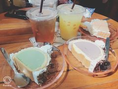 -TrueLove @ Neverland (Husky Cafe)