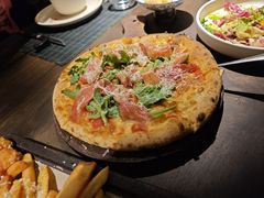 -九月里.自由花园餐厅