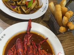 -叶派龙虾•招牌香辣蟹·海鲜(中海国际店)