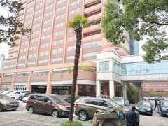 -同济大学附属上海市肺科医院·停车场