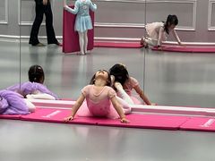 -芭芭拉舞蹈·星星演说家(珠江新城校区)