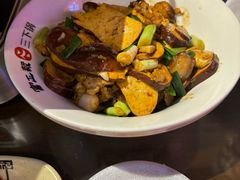 -富正毅三下锅·湘西韵味(天门山索道店)