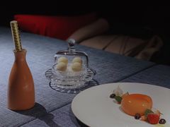 -弦月窗LUNETTE BY AMANDA(复兴路店)