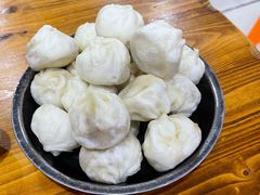肉包-红帽叔叔包子