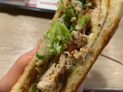 -The Habit Burger Grill 哈比特汉堡(复兴soho店)