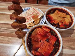 -老字号杨坡红油米线腊汁肉夹馍(东四道巷店)