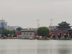 -开封府