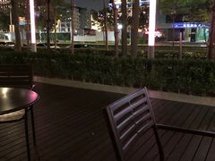 景观位-星巴克(美丽华门市店)