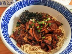 -沪西老弄堂面馆(定西路店)